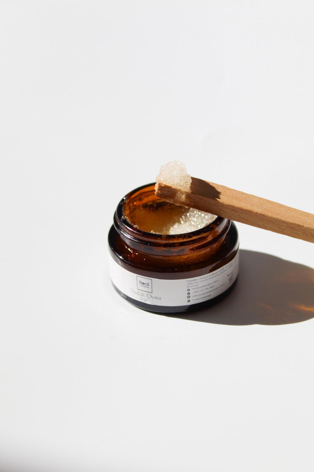 Root Aromaterapi-Dudak Ovma-Peeling-3-Milagron.com