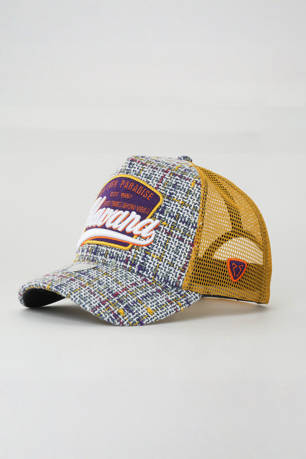 RustandRich-Trucker Şapka City's Collection Havana Beyaz Unisex-Şapka-1-Milagron.com