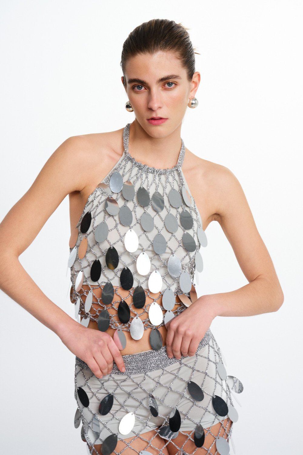 Saint Ones-Nexus Top-Top-4-Milagron.com