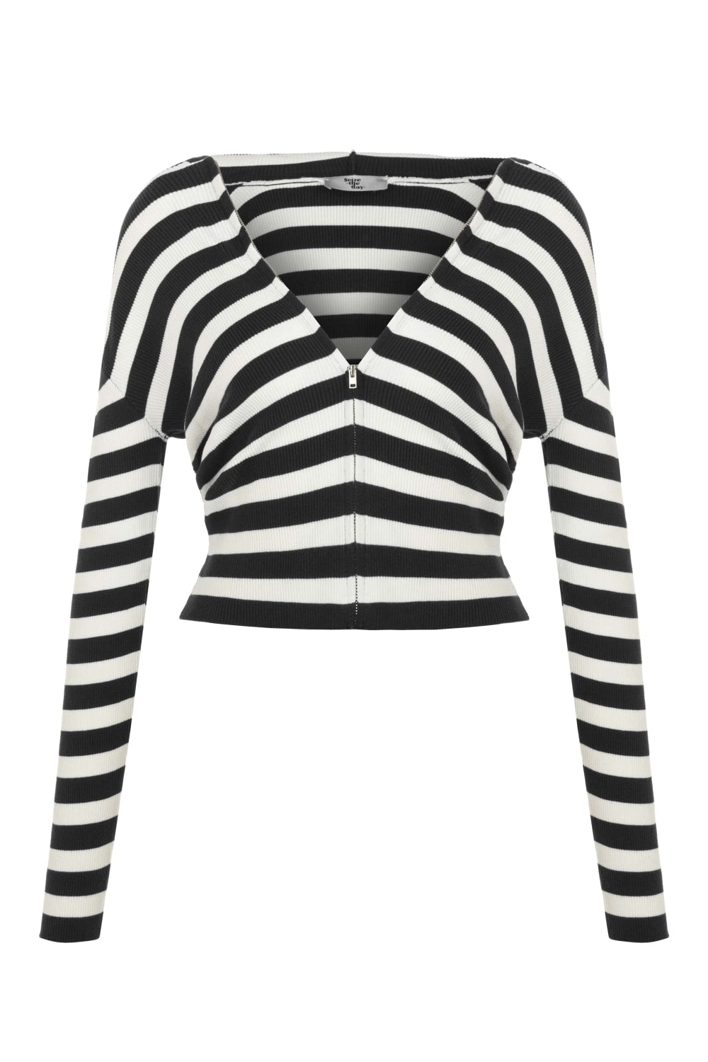 Seize The Day-Sara Tri̇ko Hirka-Kazak & Triko-1-Milagron.com