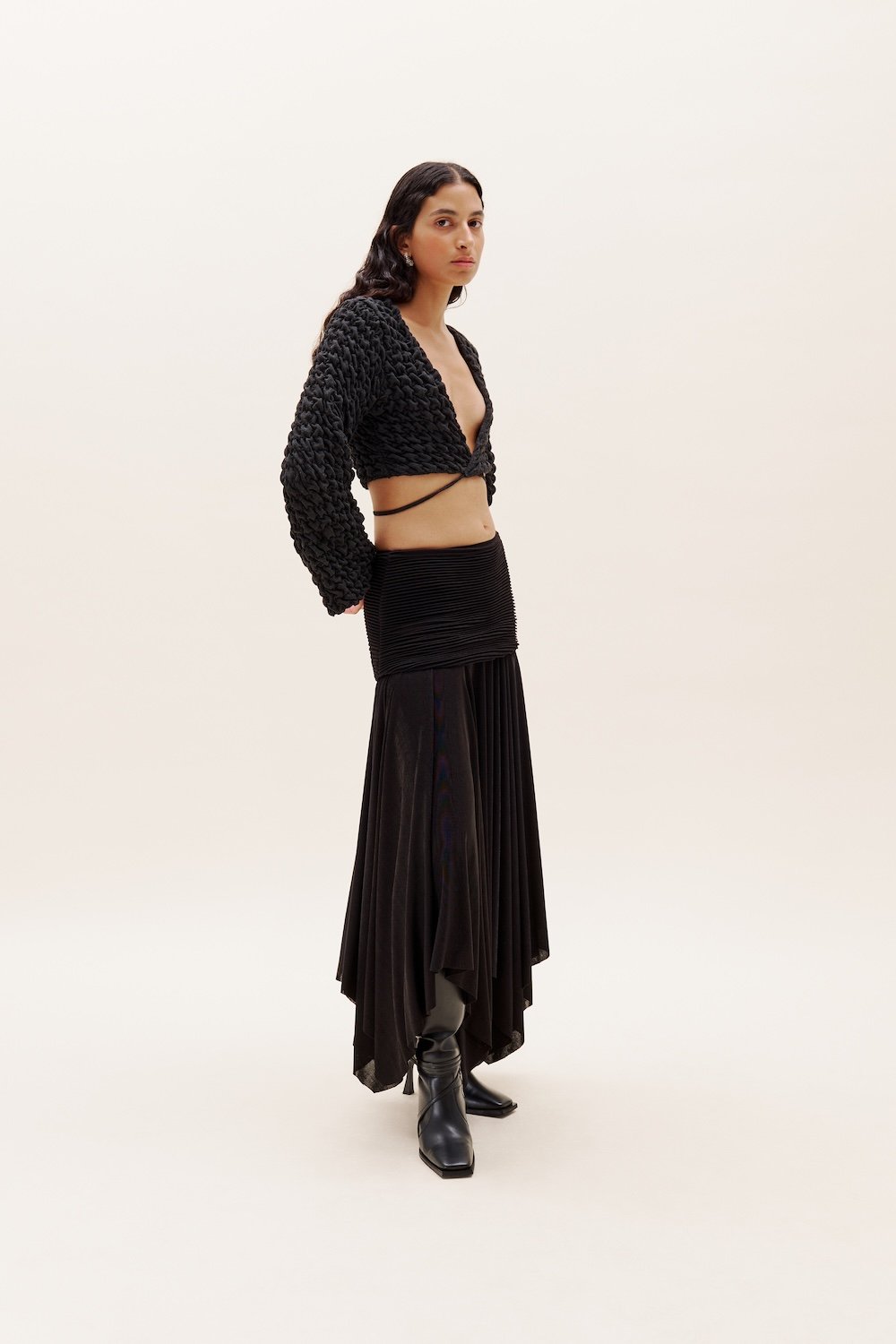 Selia Richwood-Grey Bolero Cardigan-Crop Top-2-Milagron.com