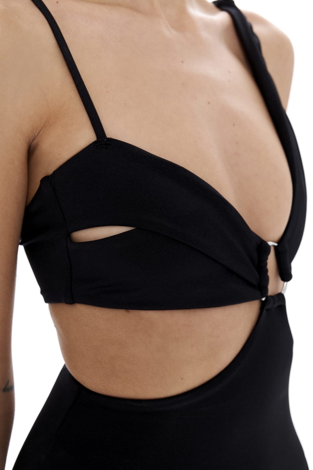 Selia Richwood-Mae Black Swimsuit-Bikini & Mayo-6-Milagron.com