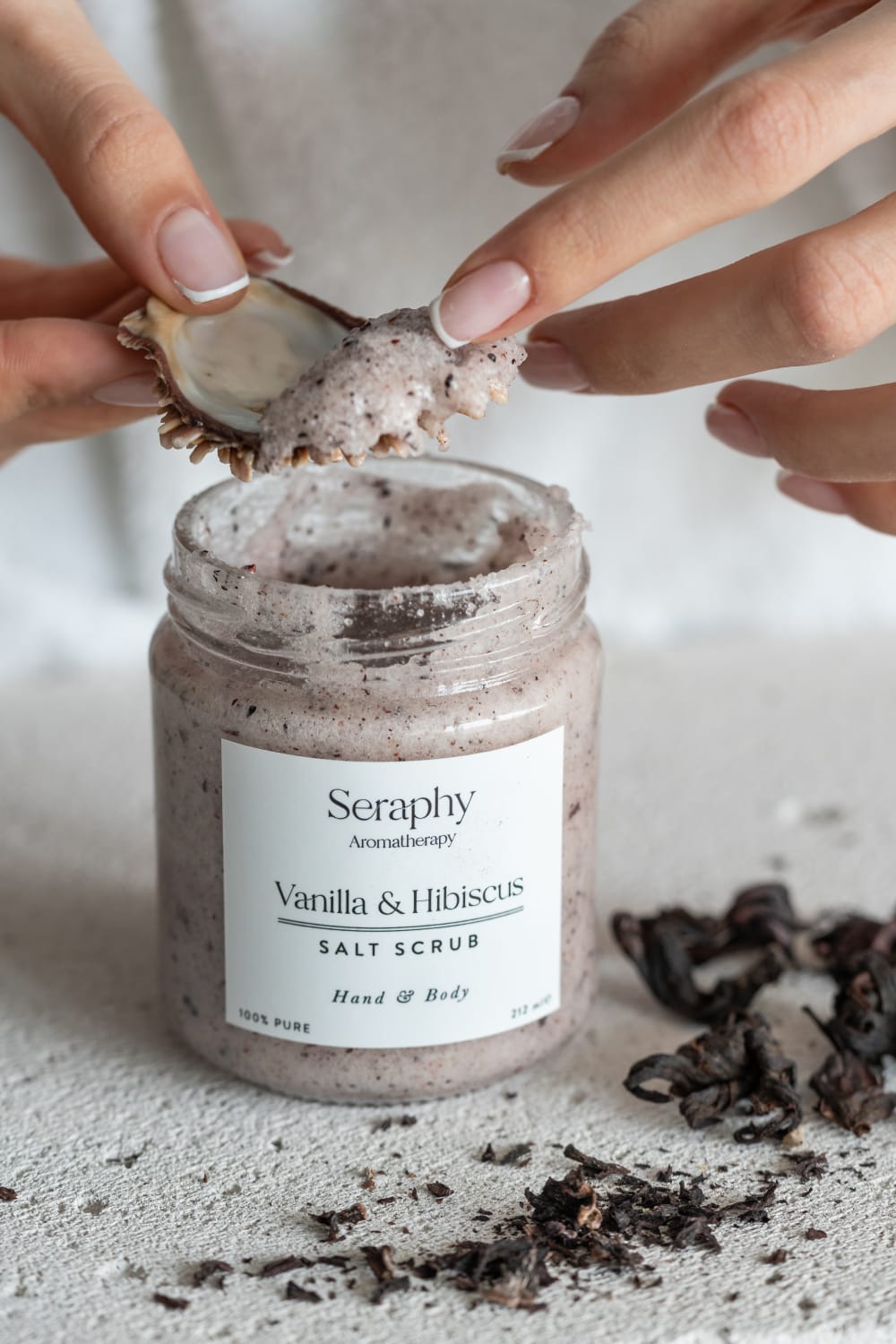 Seraphy Aromatherapy-Nemlendirici - Batık - Çilek Bacak Onarıcı - Vücut Peeling Vanilla & Hibiscus - 212ml - % 100 Pure-Peeling-1-Milagron.com