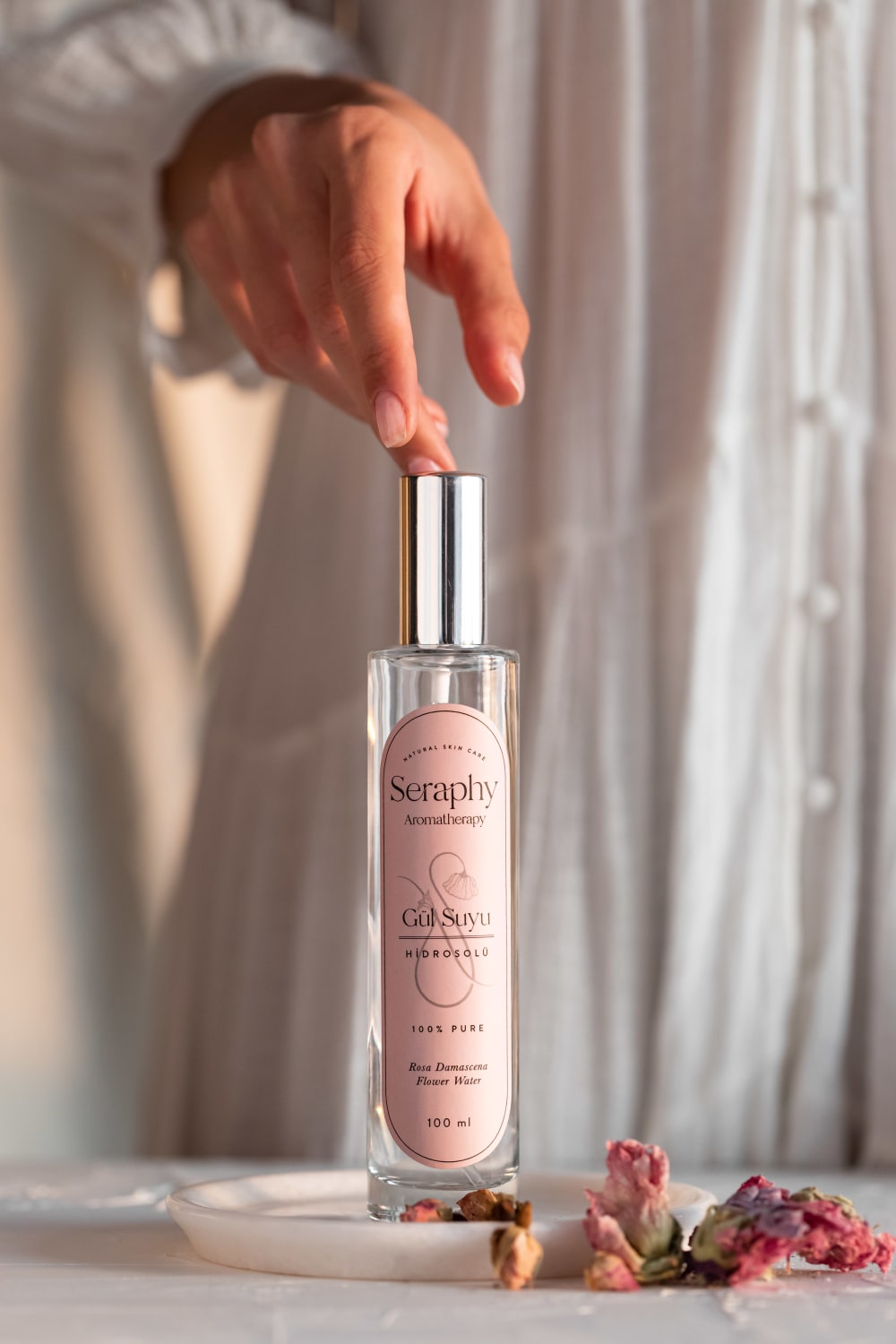 Seraphy Aromatherapy-Nemlendirici Etkili - % 100 Saf Yağı Alınmamış Gül Suyu 100 Ml-Tonik-1-Milagron.com