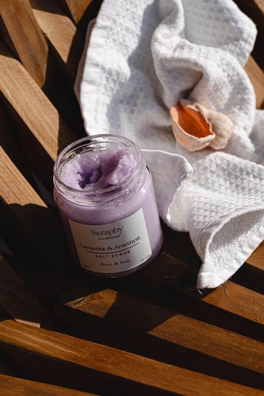 Seraphy Aromatherapy-Vücut Peeling Lavander & Amethyst - Nemlendirici - Batık - Çilek Bacak Onarıcı - 212ml - % 100 Pure-Peeling-3-Milagron.com