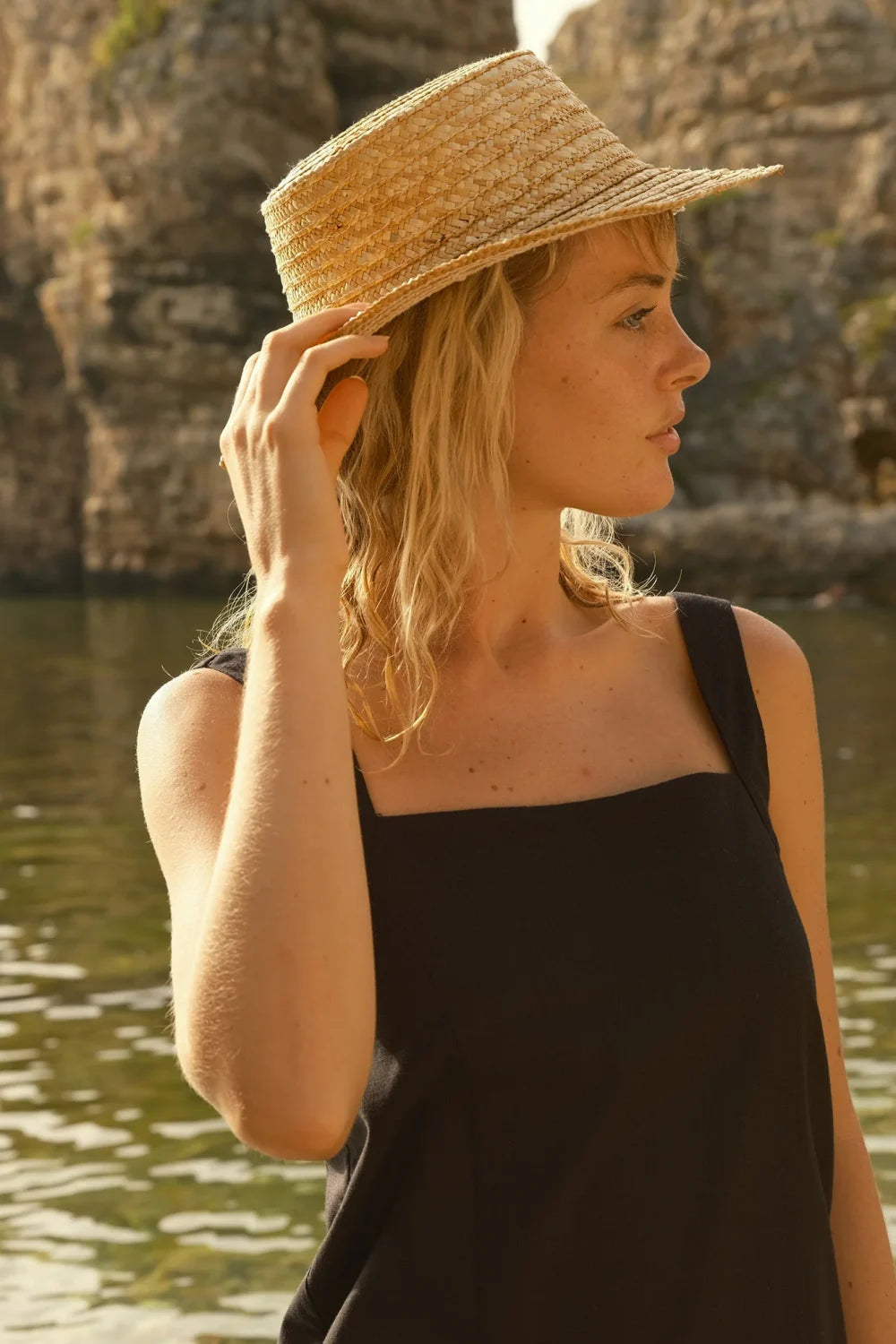 Serein Co-Ivy Elbise Siyah-Elbise-2-Milagron.com