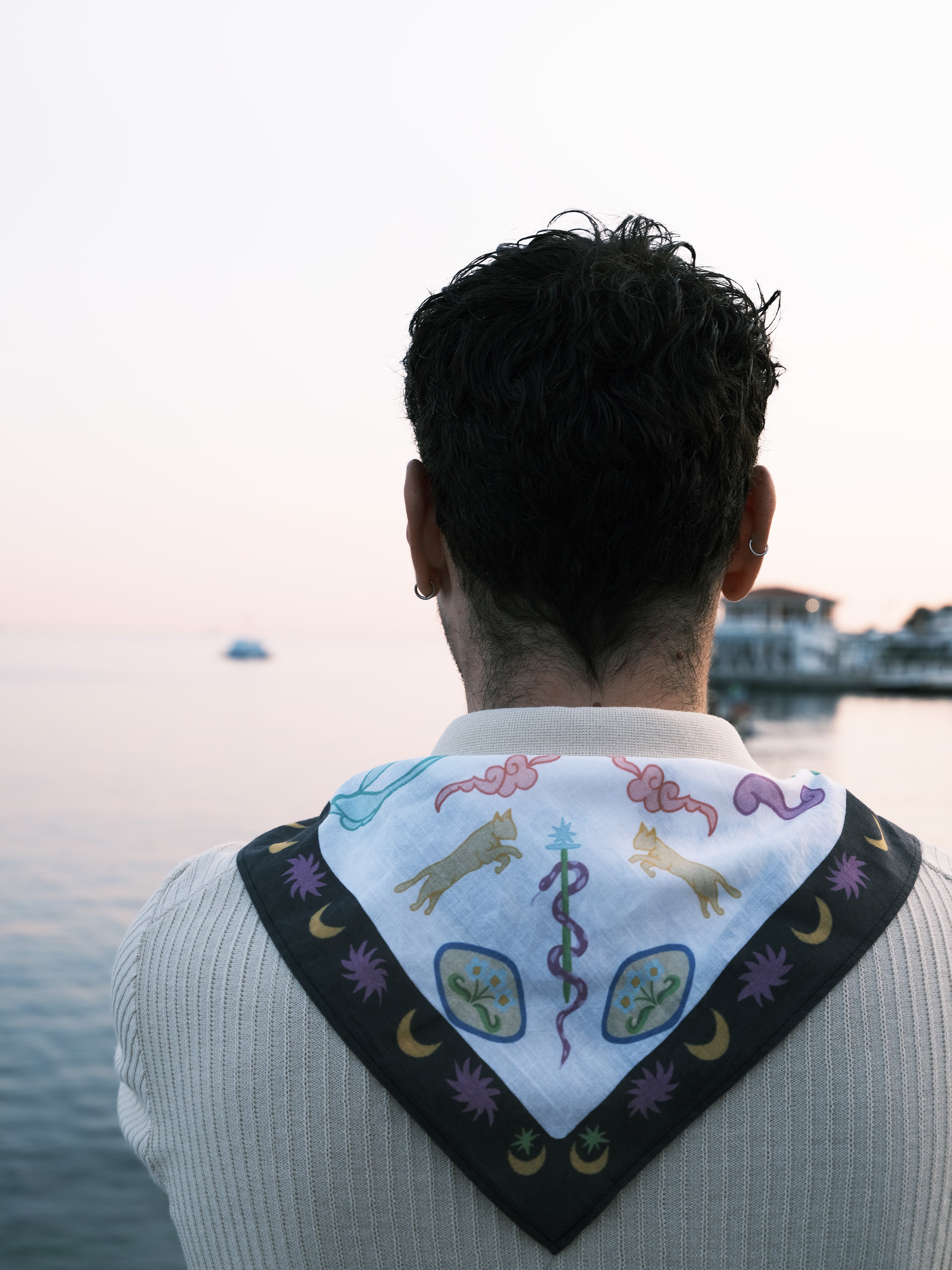 Serein Co-Moon Bandana-2-Milagron.com