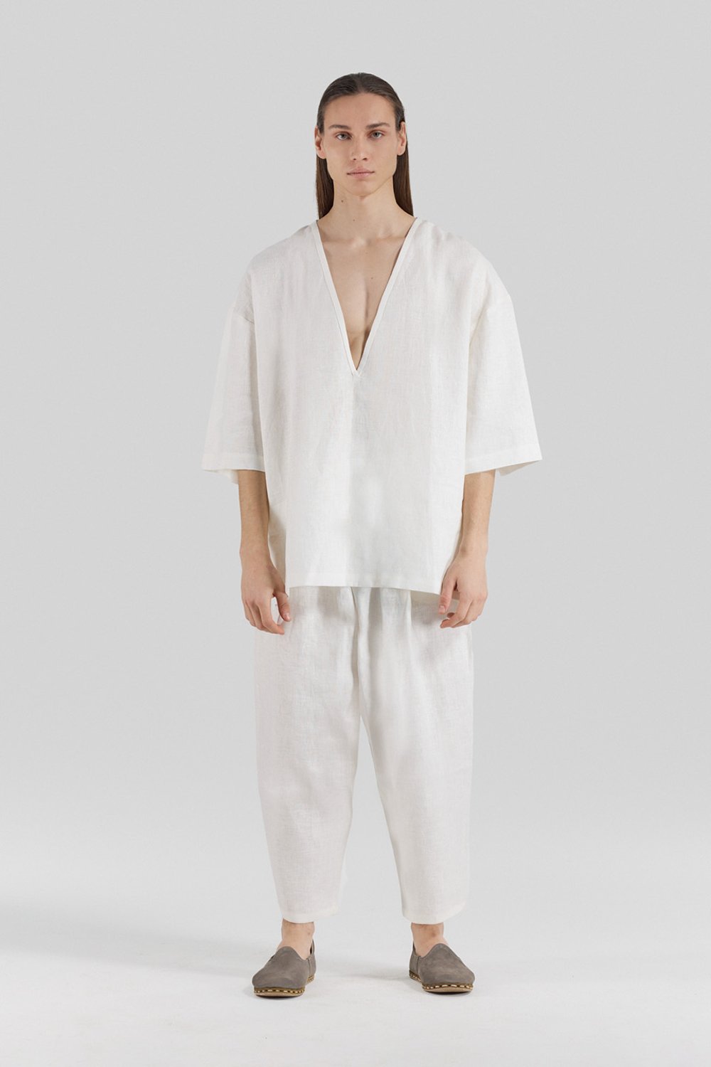 Sertaç Taşdelen-Beyaz %100 Keten Derin V Yaka Oversized Erkek T-shirt Model T 11-T-Shirts-1-Milagron.com