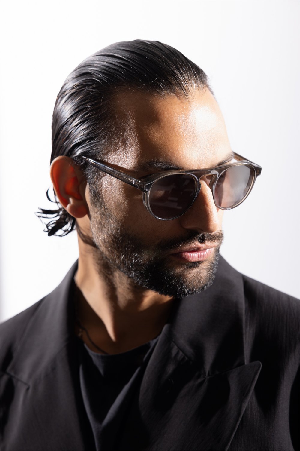 Sertaç Taşdelen-Gri Camlı Siyah Çerçeveli Asetat Cr-39 Uv 400 Unisex Güneş Gözlüğü Model G 03-Güneş Gözlüğü-1-Milagron.com