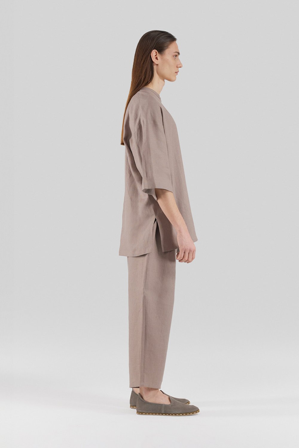 Sertaç Taşdelen-Koyu Kahverengi %100 Keten Beli Lastikli Bol Paça Erkek Pantolon Model P 04-Pantolon-4-Milagron.com