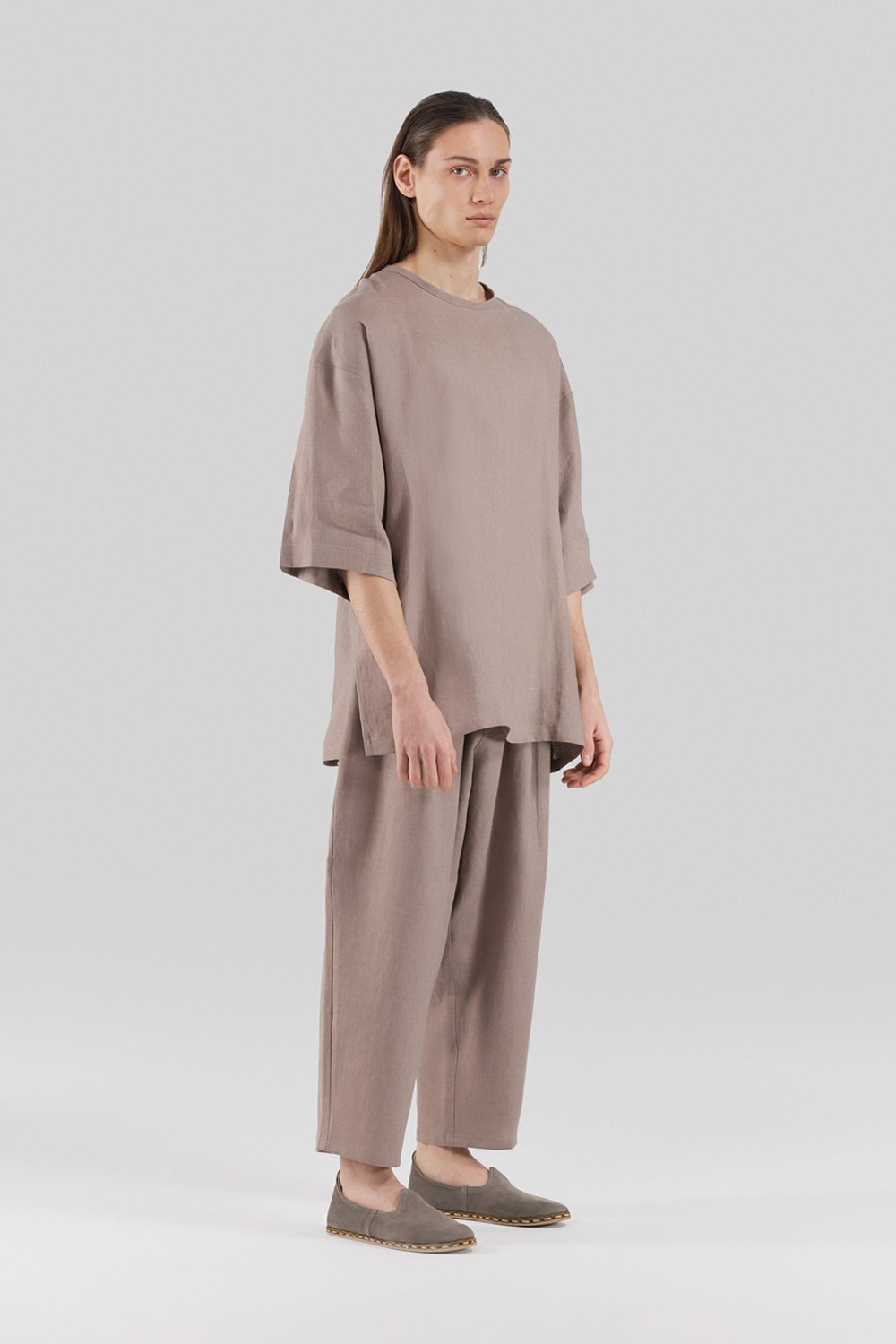 Sertaç Taşdelen-Koyu Kahverengi %100 Keten Yuvarlak Yaka Oversized Erkek T-shirt Model T 06-T-Shirts-2-Milagron.com