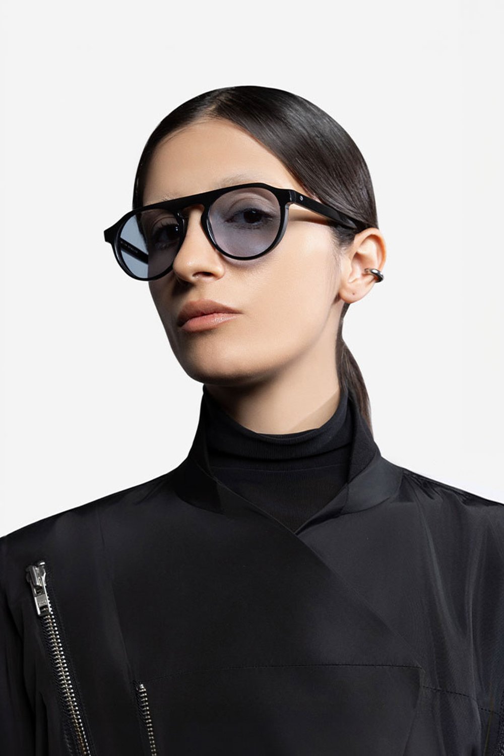 Sertaç Taşdelen-Mavi Camlı Siyah Çerçeveli Asetat CR-39 UV 400 Unisex Güneş Gözlüğü Model G 03-Güneş Gözlüğü-1-Milagron.com