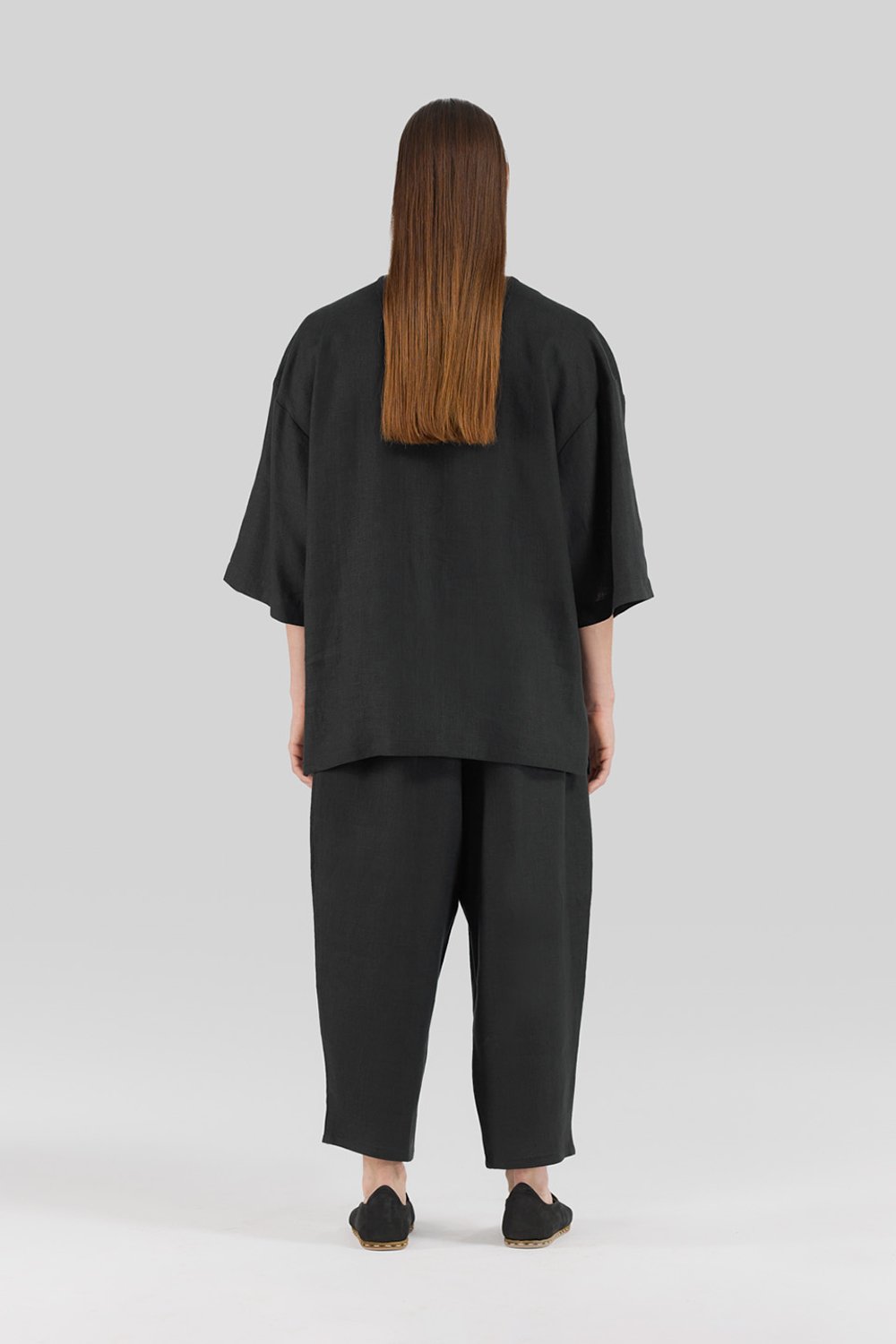 Sertaç Taşdelen-Siyah %100 Keten Derin V Yaka Oversized Erkek T-shirt Model T 09-T-Shirts-4-Milagron.com