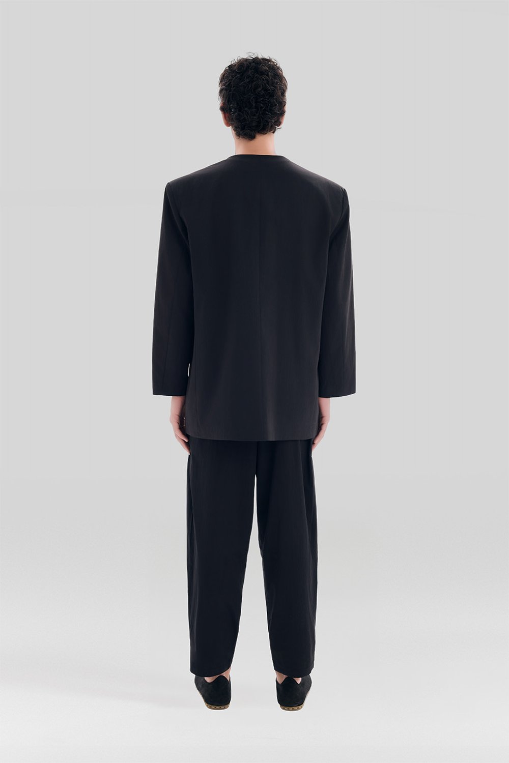 Sertaç Taşdelen-Siyah %40 Pes %60 Naylon Yakasız Kruvaze Oversized Erkek Ceket Model J 02-Ceket-5-Milagron.com