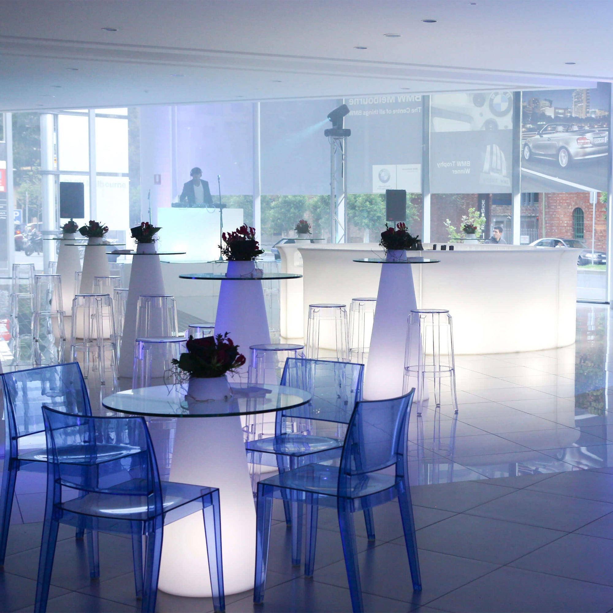 Slide-Peak Işıklı Beyaz Bistro Masa H:120cm-Masa-7-Milagron.com