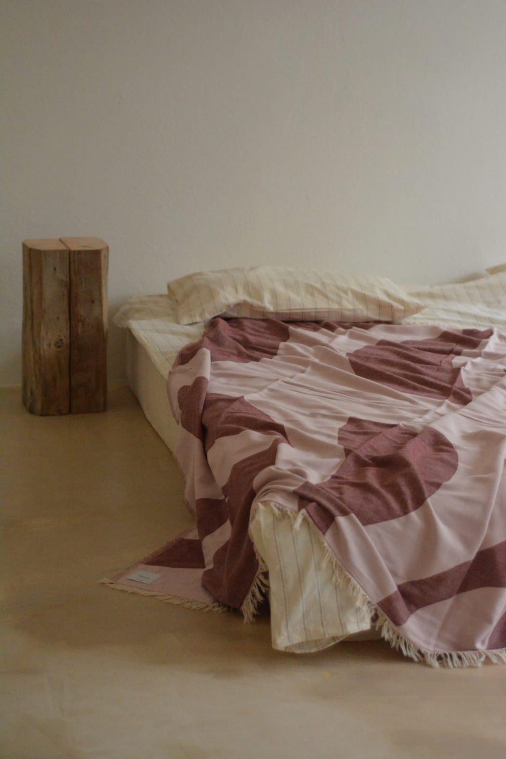 Slouv-Fleur Jacquard Throw Örtü-Yatak Örtüsü-3-Milagron.com