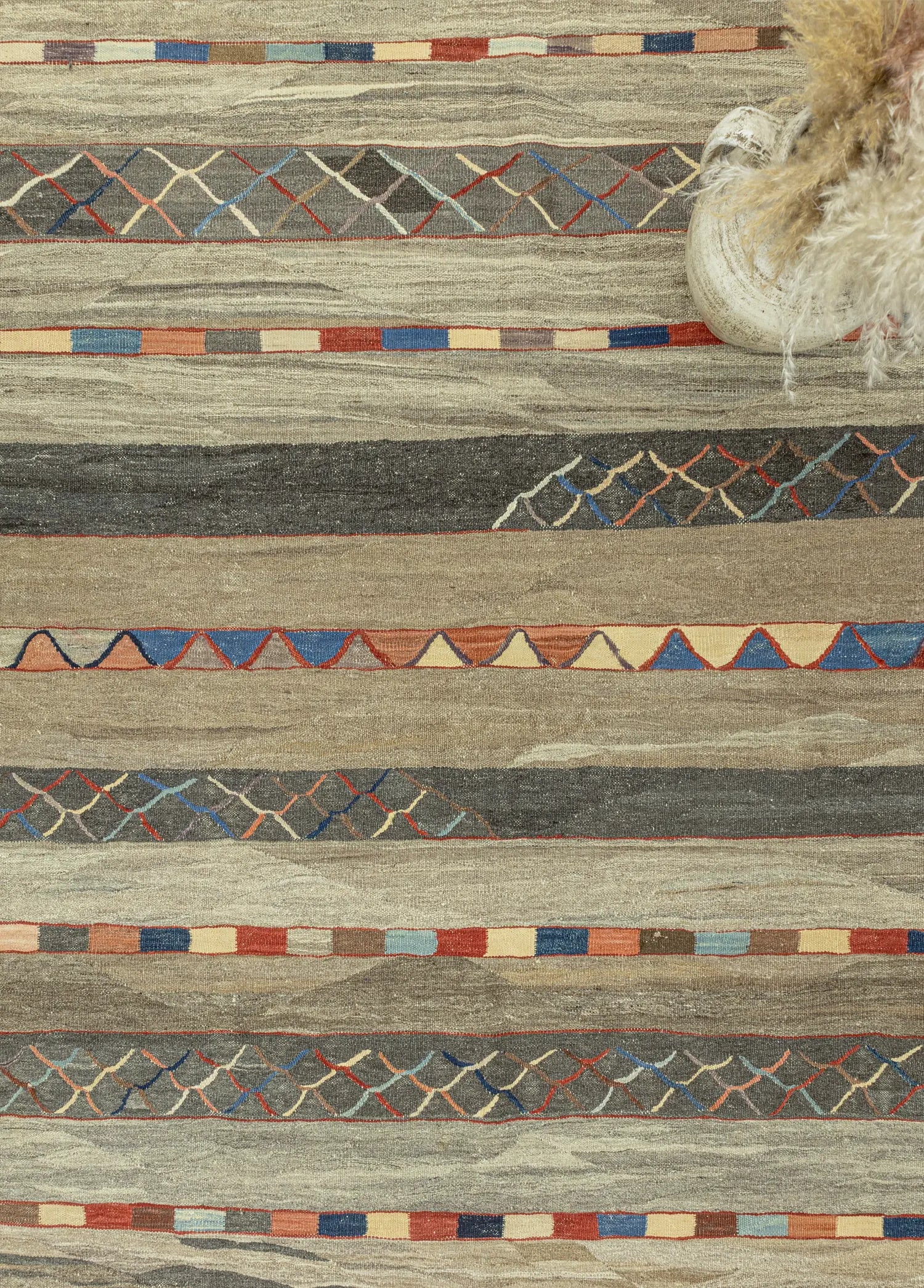 Soho Antiq-Almila Modern Tasarımlı Kilim 175x236 Cm-3-Milagron.com