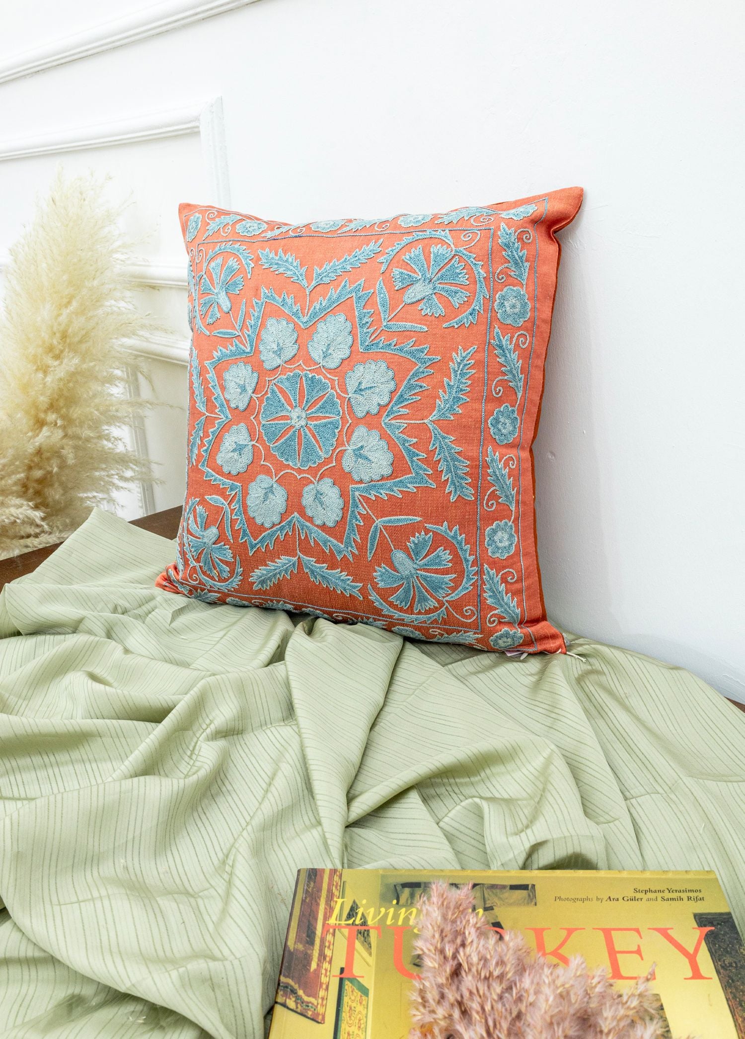 Soho Antiq-Bangu Dekoratif İpek Suzani Kırlent 50x50 Cm-Yastık-2-Milagron.com