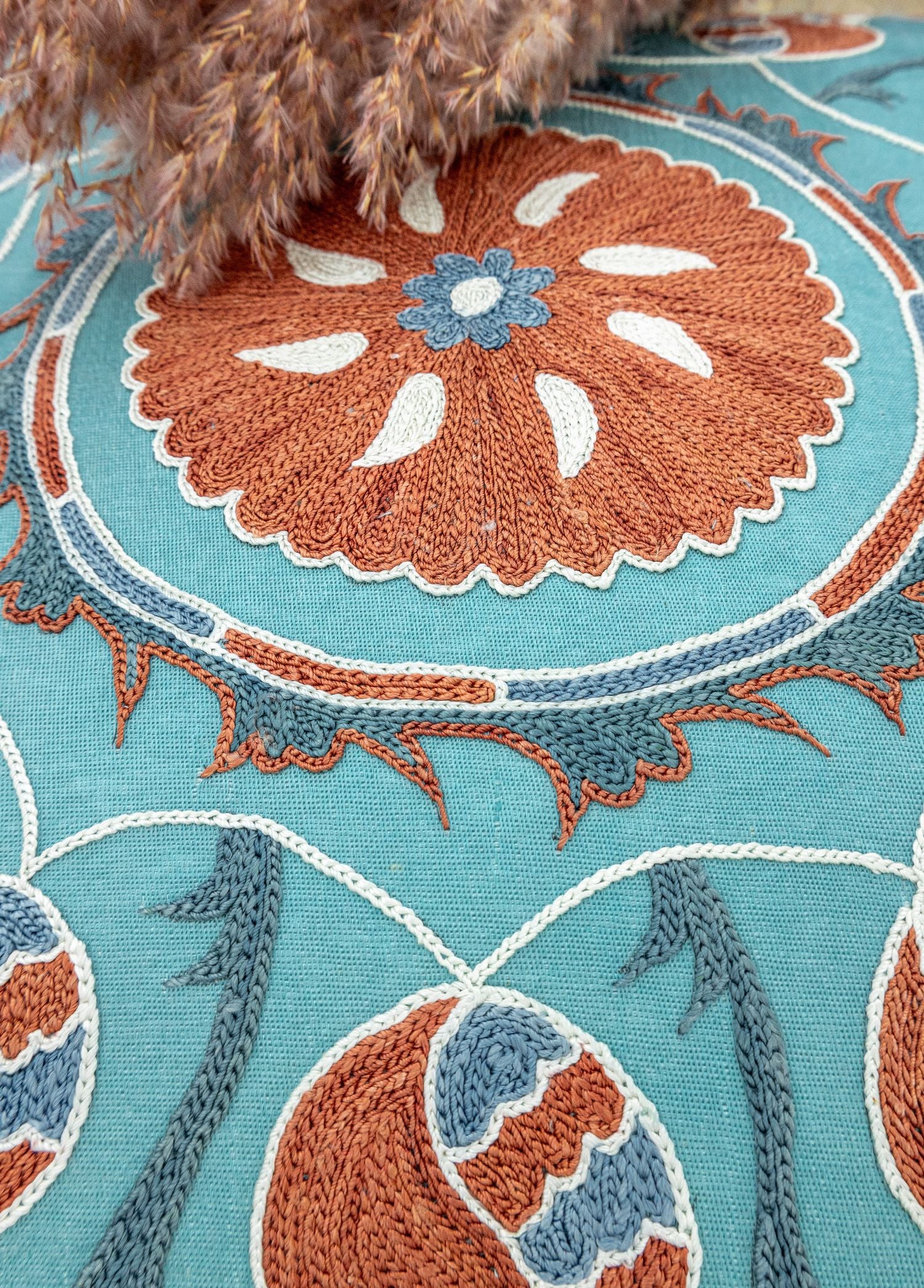 Soho Antiq-Cliff İpek İşlemeli Dekoratif Suzani Yastık 50x50 Cm-Yastık-4-Milagron.com