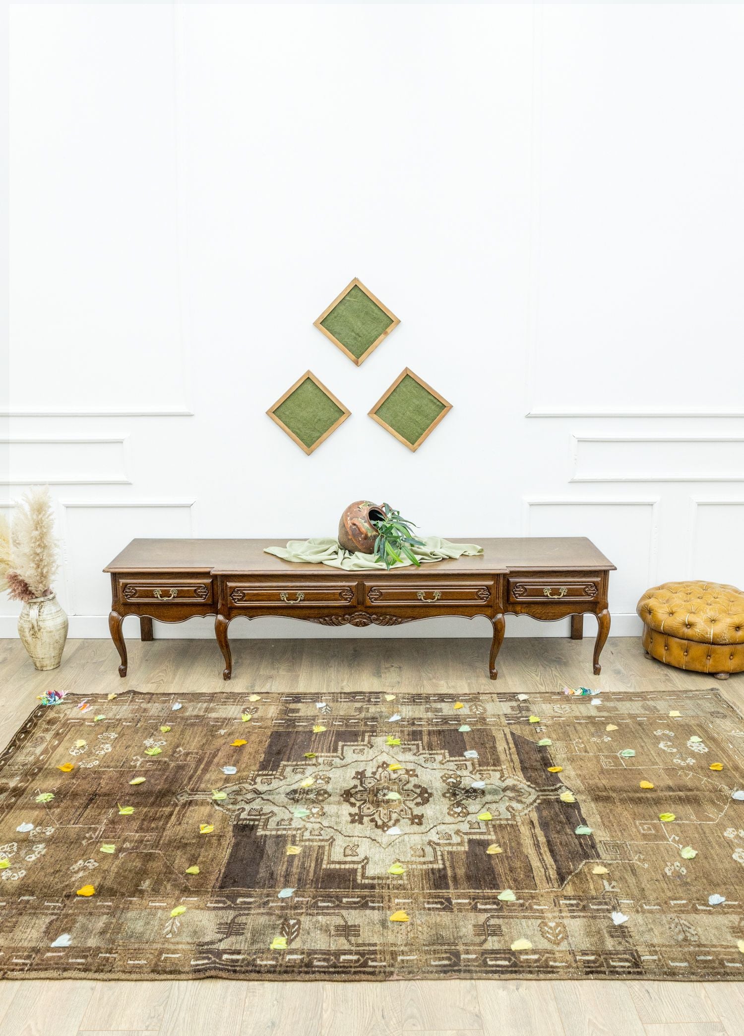 Soho Antiq-Delar Pon Pon Tasarımlı Kars Halısı 172x301 Cm-Halı-2-Milagron.com