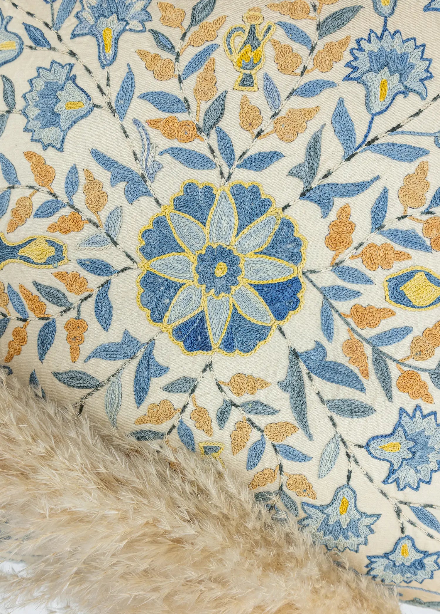 Soho Antiq-Erguvan Çiçek Desenli İpek Kırlent 50x50 Cm-Kırlent-3-Milagron.com