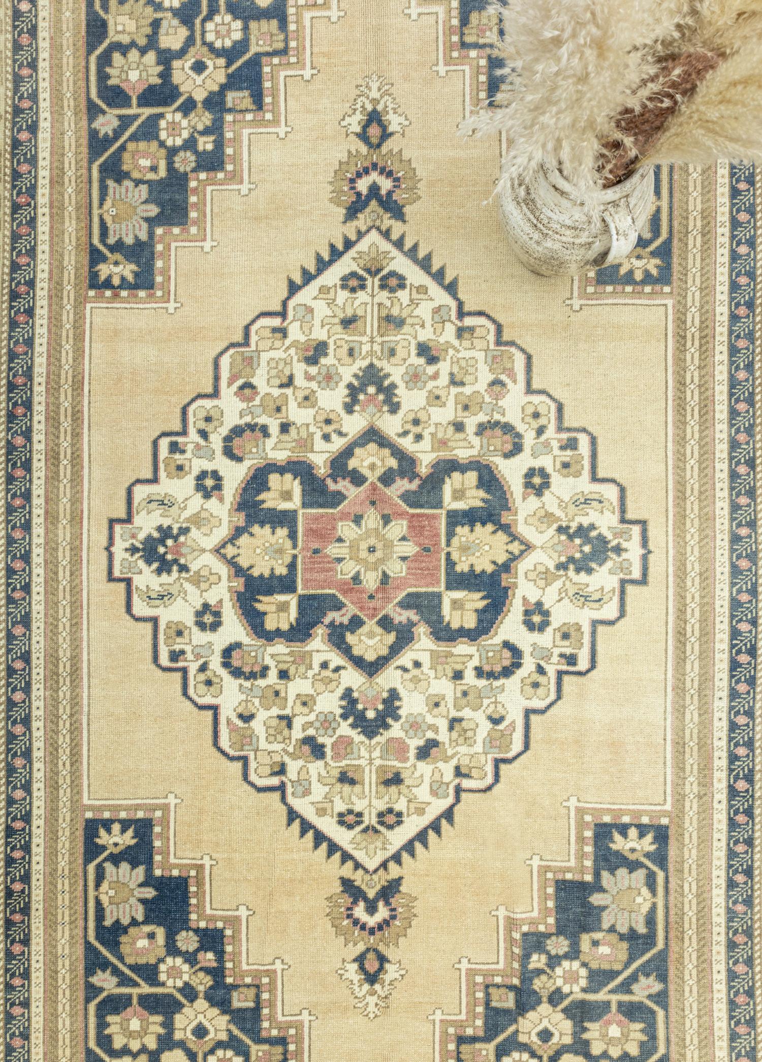 Soho Antiq-Farzad Yün Taşpınar Halısı 180x308 Cm-3-Milagron.com