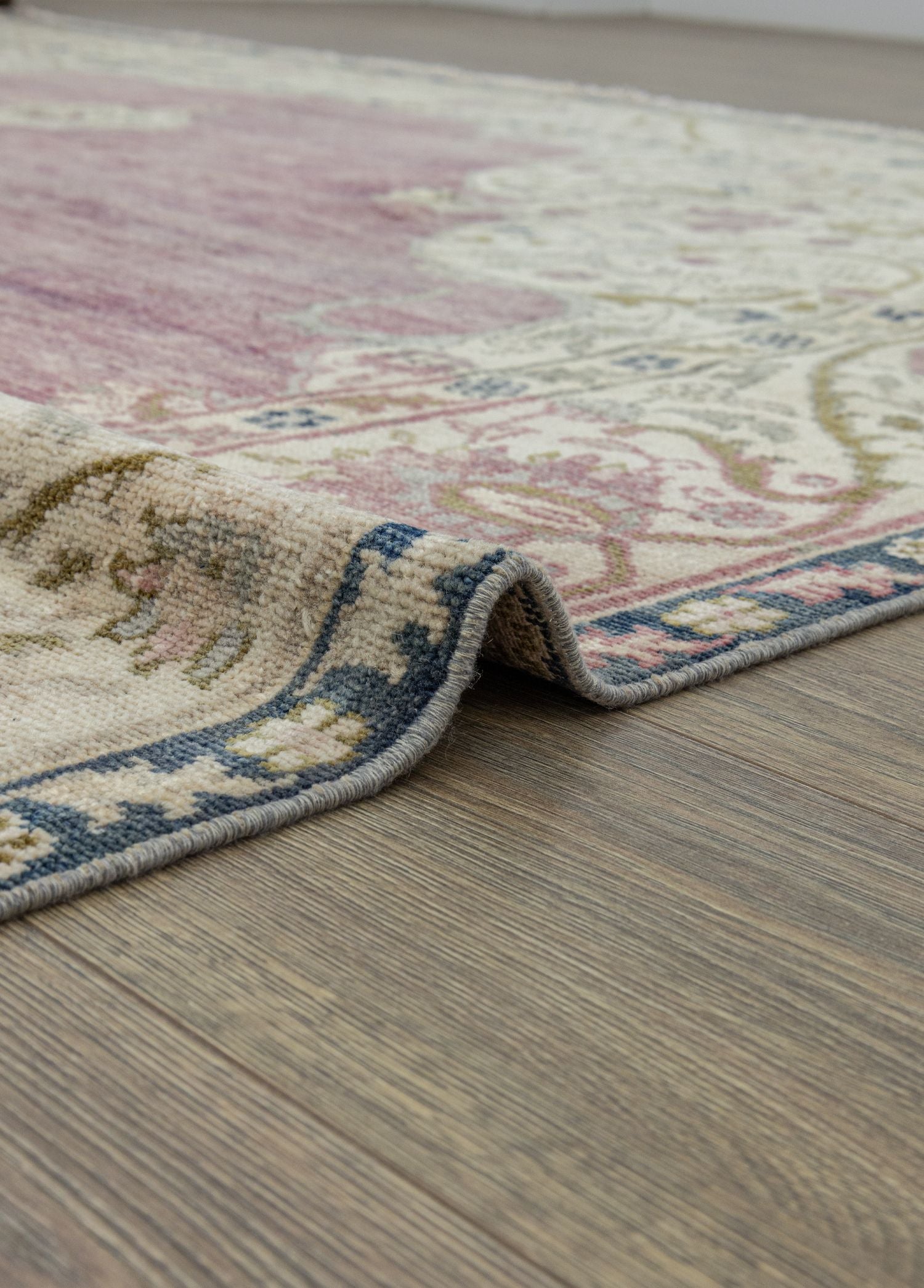 Soho Antiq-İynem Madalyon Desenli El Dokuma Halı 266x350 Cm-4-Milagron.com