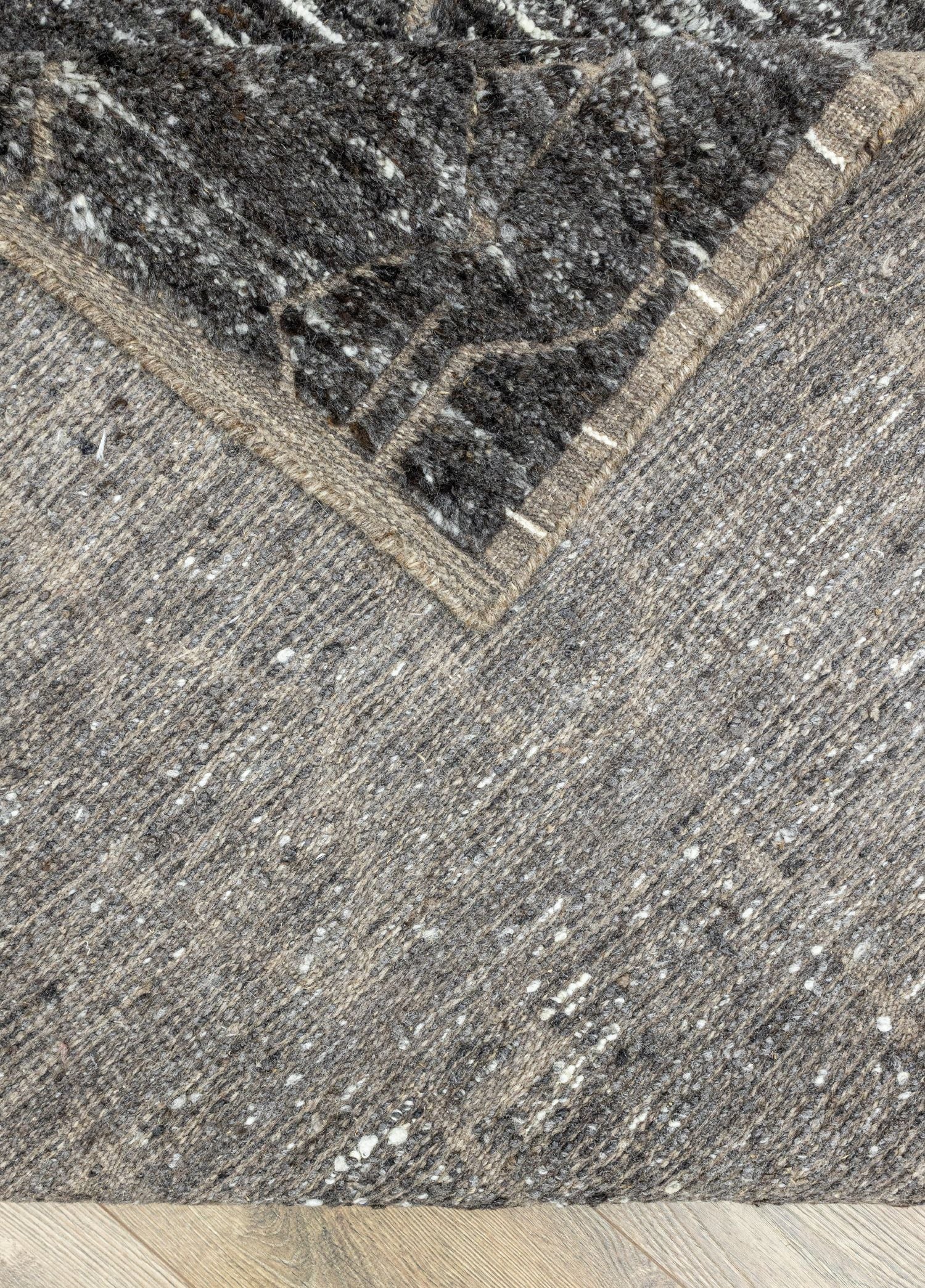 Soho Antiq-Kirk Kabartmalı El Dokuma Yün Halı 151x237 Cm-Halı-5-Milagron.com