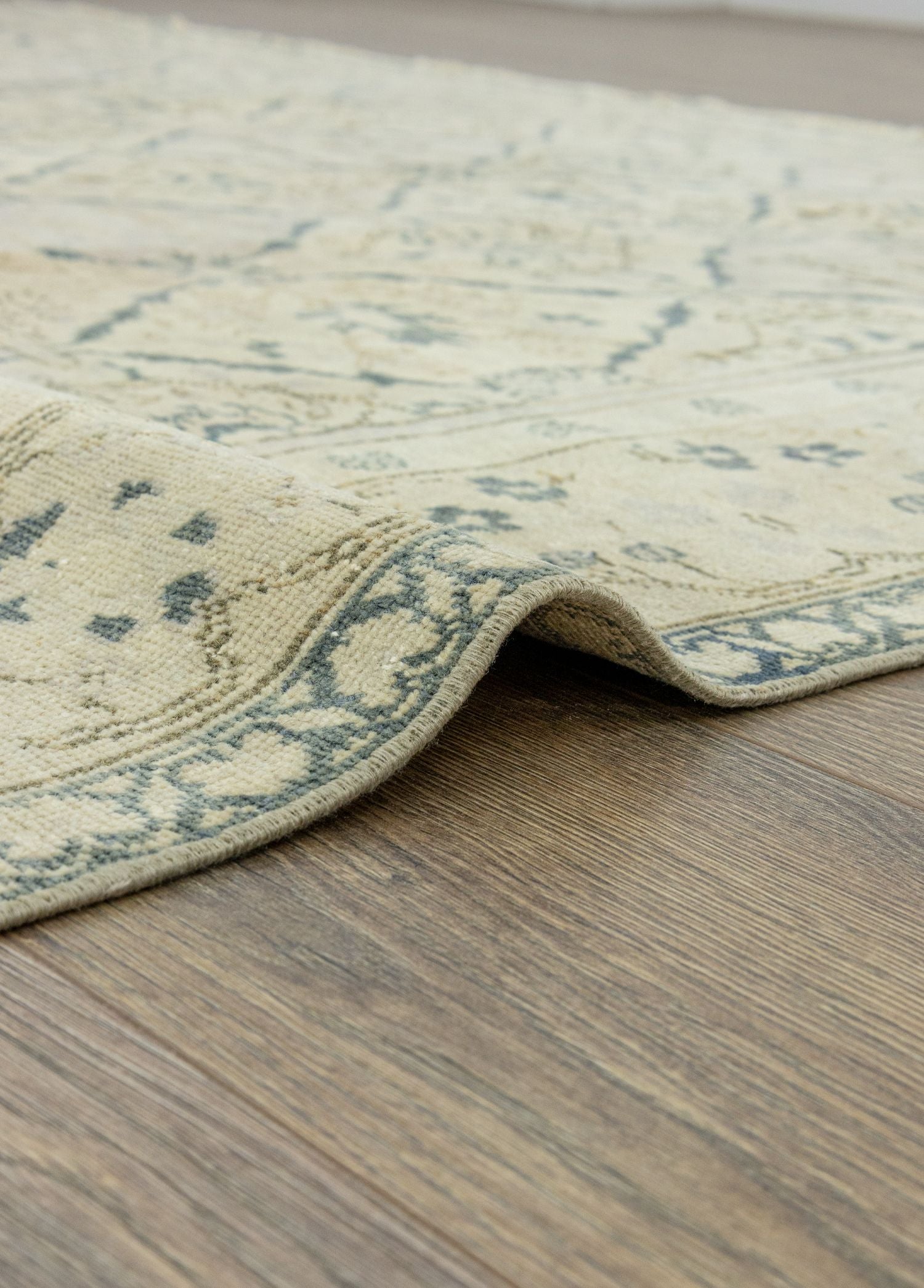 Soho Antiq-Laine Dekoratif El Dokuma Halı 254x361 Cm-4-Milagron.com