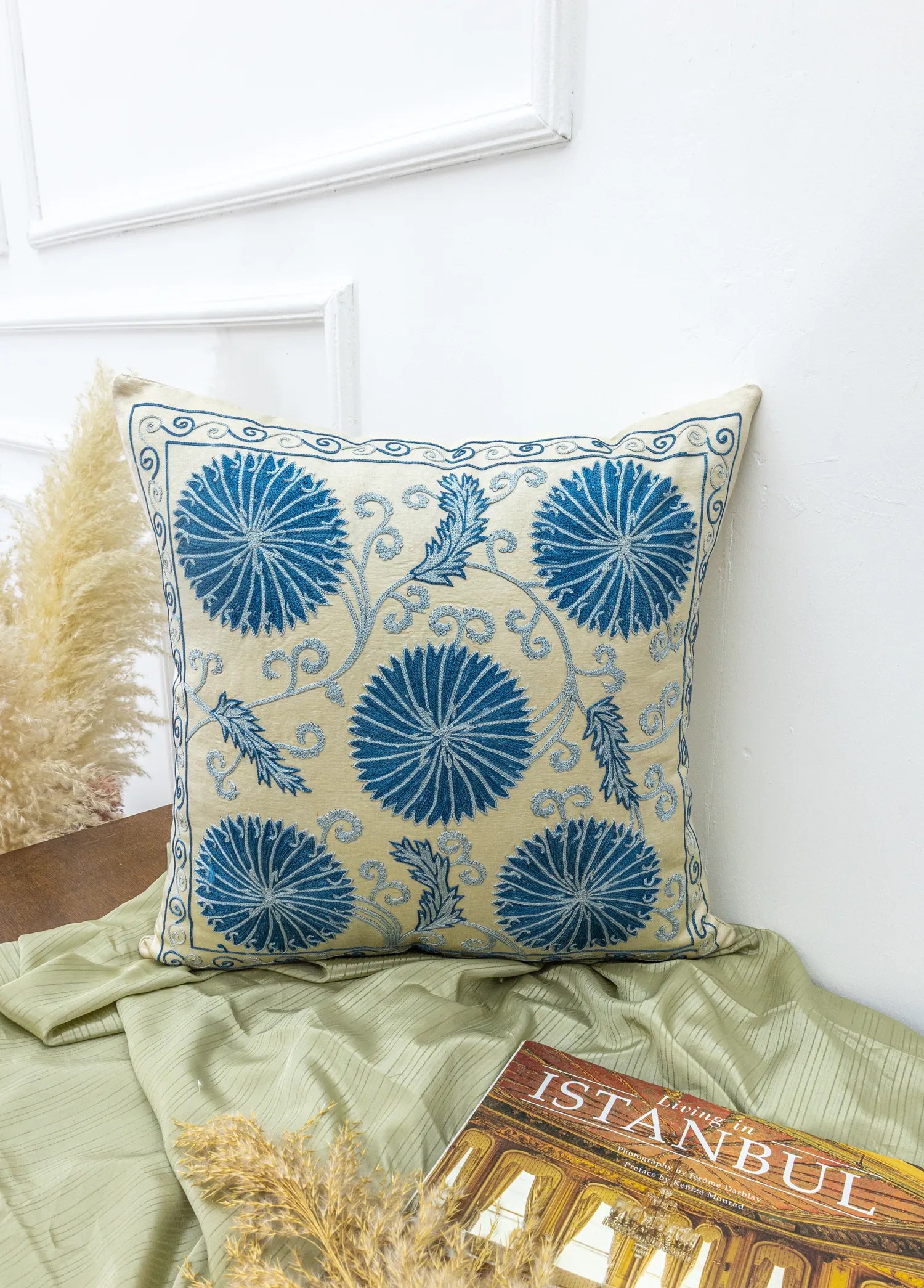 Soho Antiq-Madlen El Yapımı Suzani Kırlent 50x50 Cm-Kırlent-2-Milagron.com