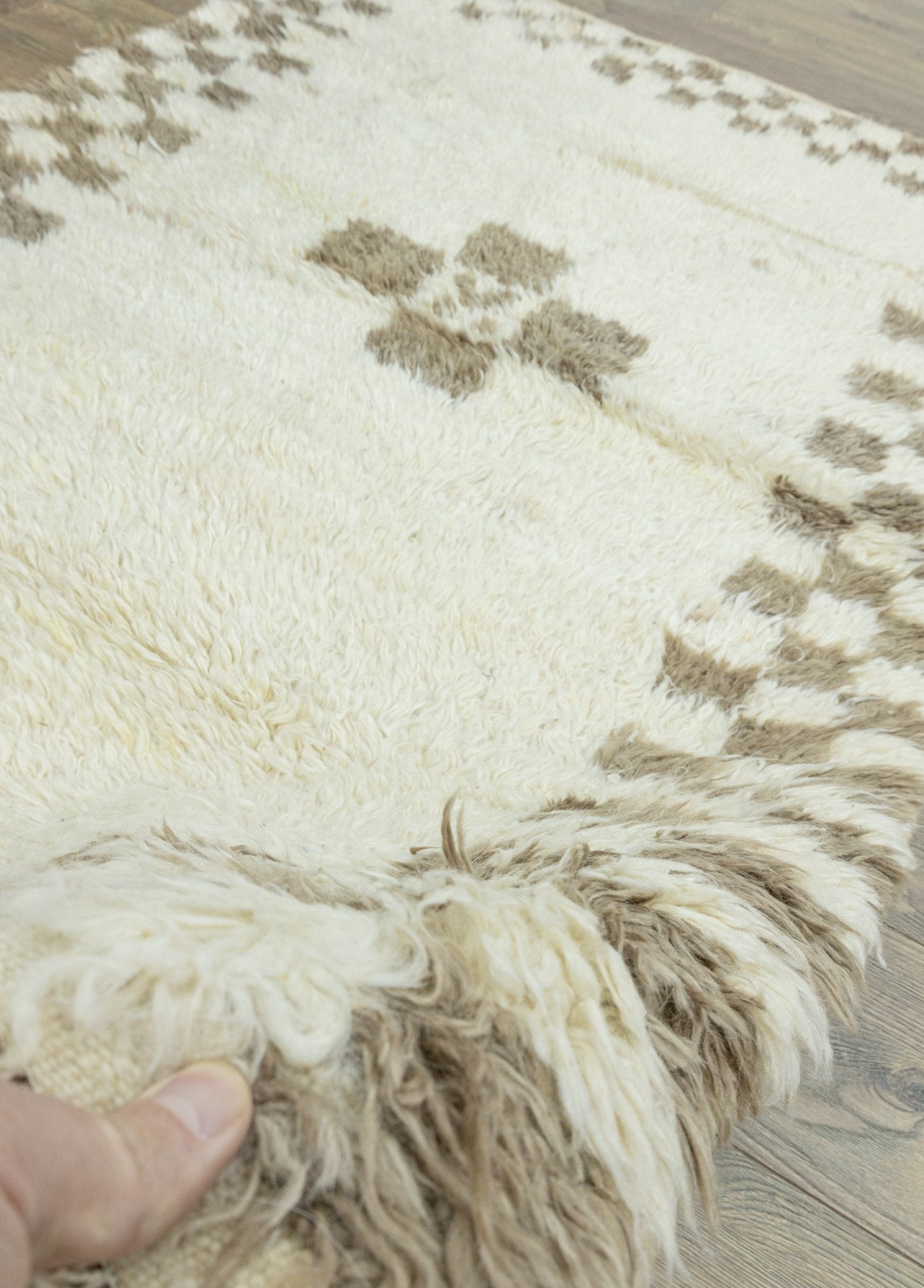 Soho Antiq-Mary Damalı El Dokuma Yün Halı 118x181 Cm-Halı-5-Milagron.com