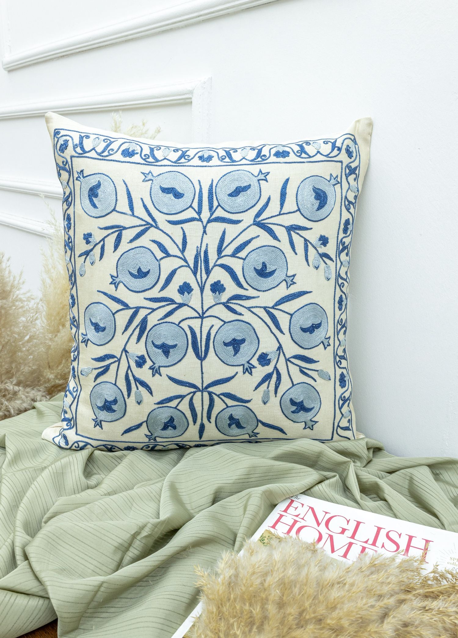 Soho Antiq-Miraz El Yapımı İpek Kırlent 45x45 Cm-Kırlent-2-Milagron.com