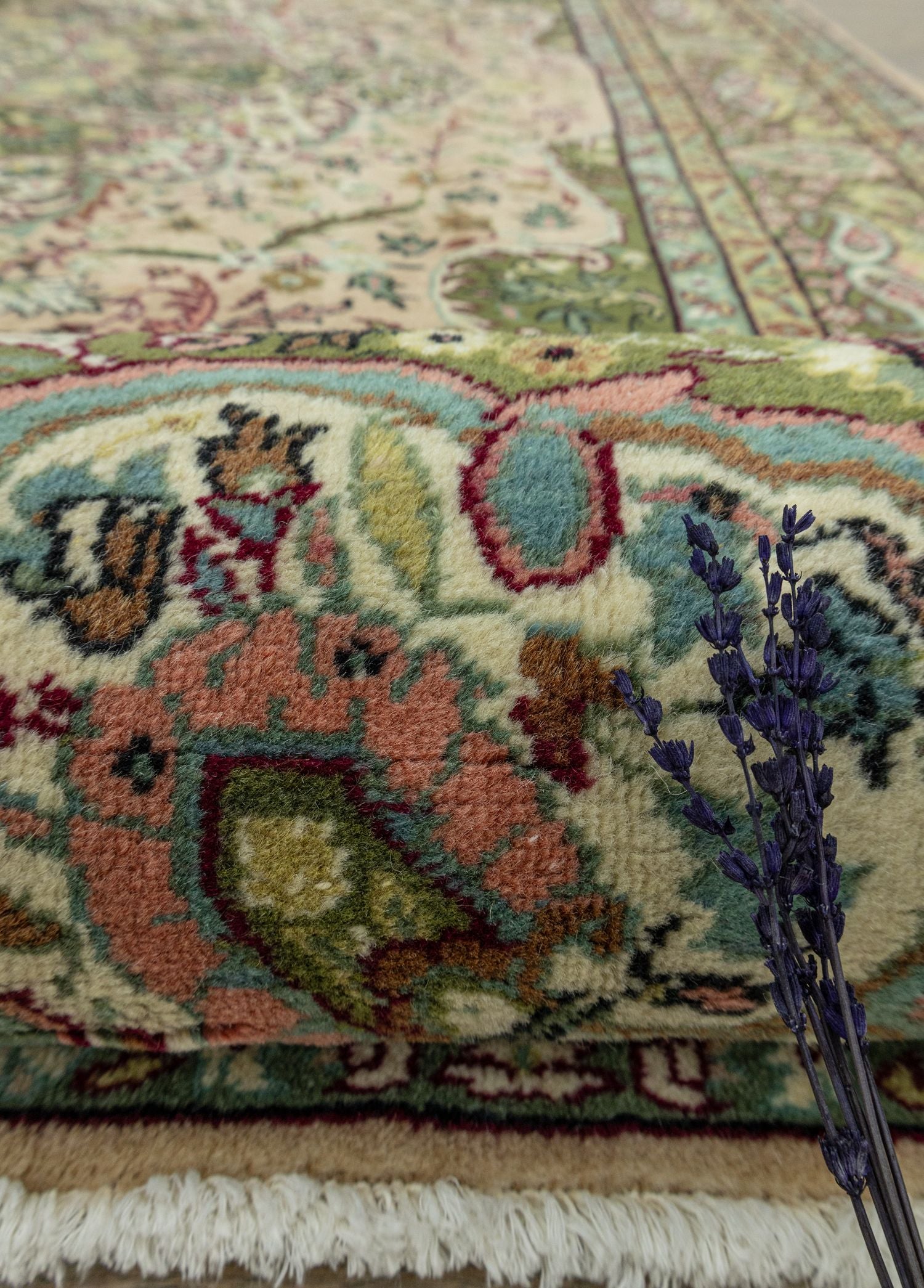 Soho Antiq-Olivia Madalyon Tasarımlı El Dokuma Halı 206x309 Cm-Halı-4-Milagron.com