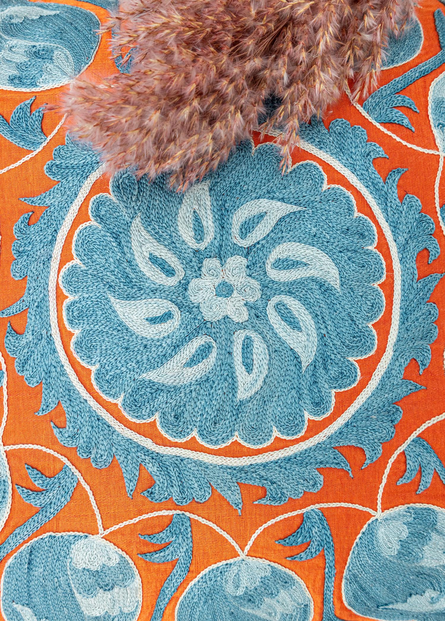 Soho Antiq-Rozen İpek İşlemeli Suzani Kırlent 50x50 Cm-Yastık-3-Milagron.com