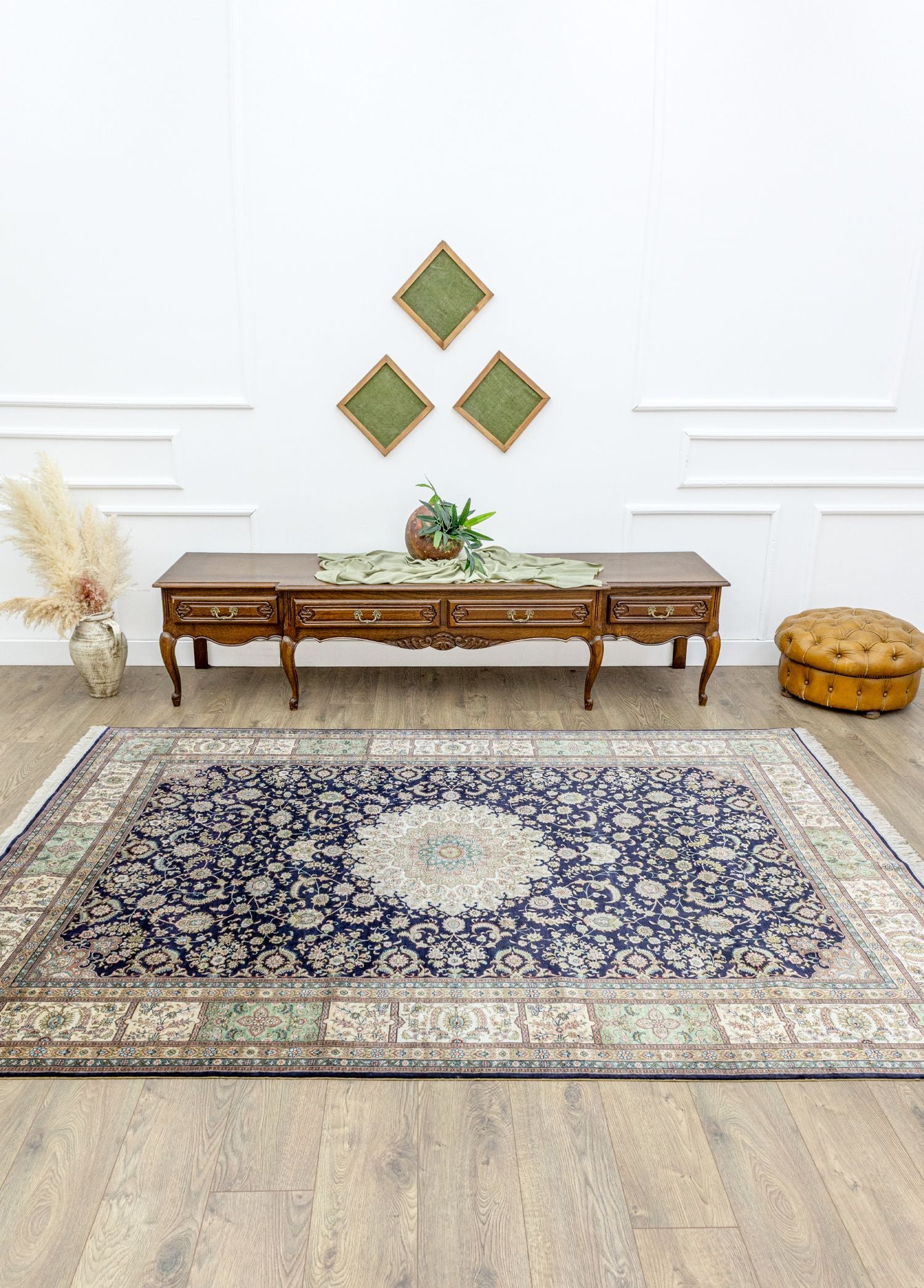 Soho Antiq-Sandine Madalyon Desenli İpek Halı 184x268 Cm-Halı-2-Milagron.com