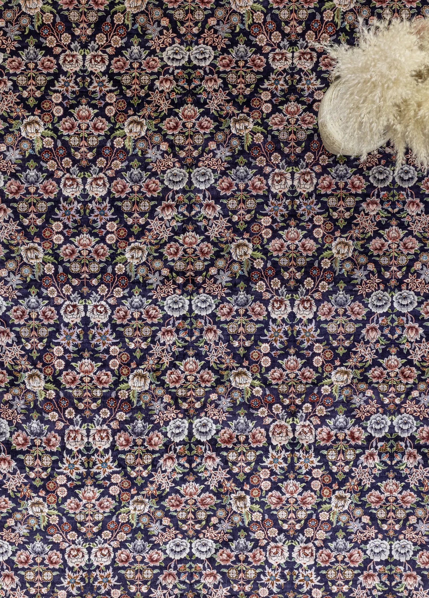 Soho Antiq-Sariya Serpme çiçek Motifli İpek Halı 277x359 Cm-3-Milagron.com