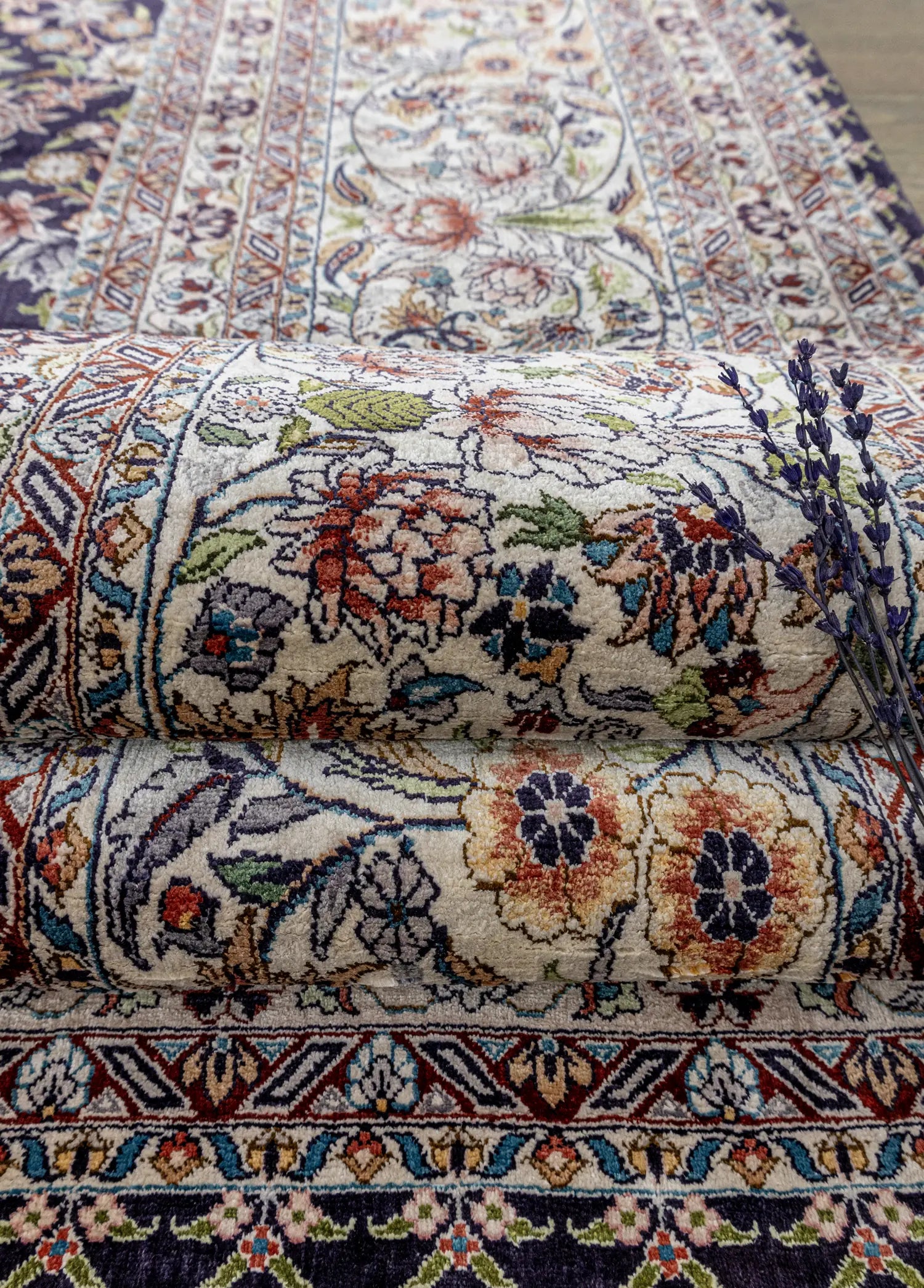 Soho Antiq-Sariya Serpme çiçek Motifli İpek Halı 277x359 Cm-4-Milagron.com