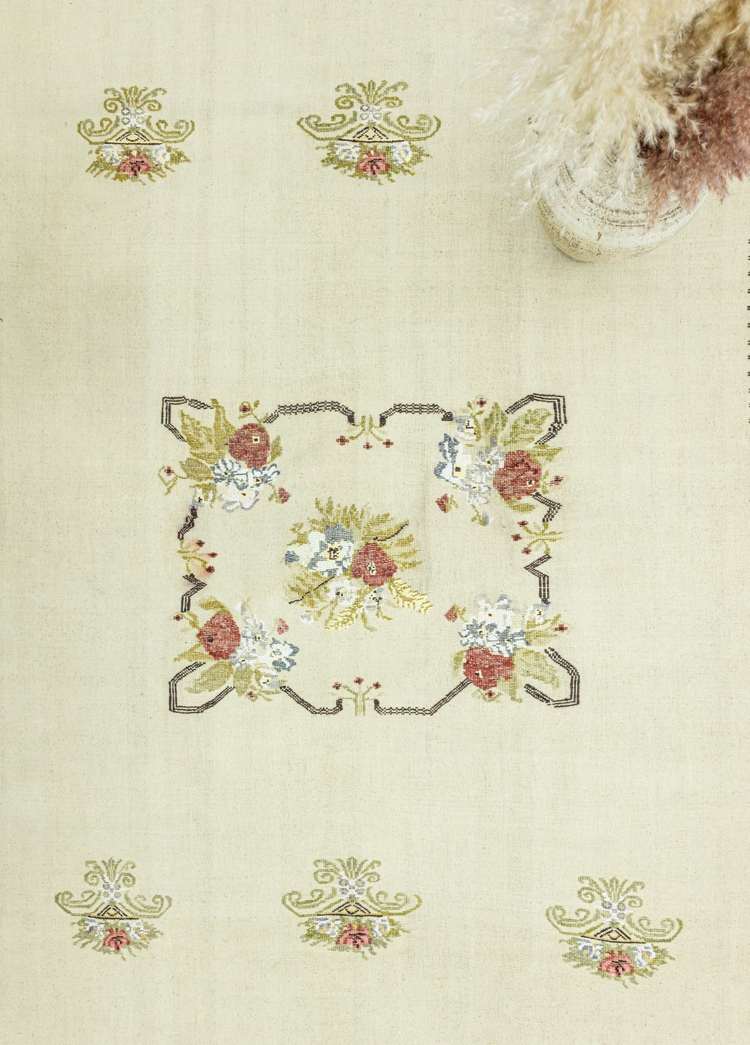 Soho Antiq-Saulet Kanaviçe İşlemeli El Dokuma Kilim 153x269 Cm-Halı-3-Milagron.com