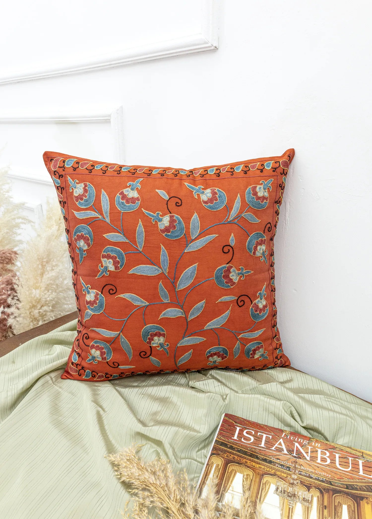 Soho Antiq-Zeta Dekoratif İpek Kırlent 50x50 Cm-2-Milagron.com