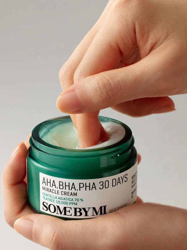 Some By Mi AHA-BHA-PHA 30 Days Miracle Cream - Aha-Bha-Pha Asitlerini İçeren Hassas Ciltlere Özel Krem
