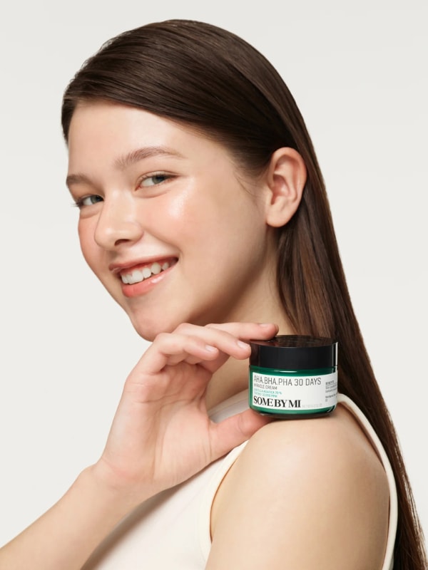Some By Mi AHA-BHA-PHA 30 Days Miracle Cream - Aha-Bha-Pha Asitlerini İçeren Hassas Ciltlere Özel Krem