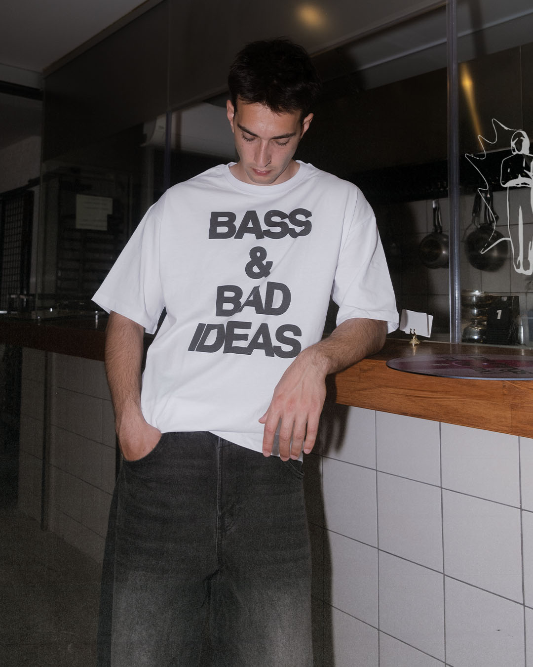 Bass And Bad Ideas Oversize Tişört