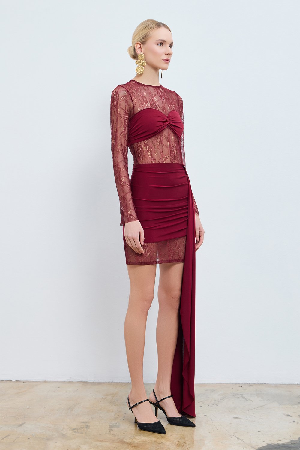 Studio Norn-Erika Dantel Üzerine Bluz & Etek Detaylı Elbise-Elbise-4-Milagron.com