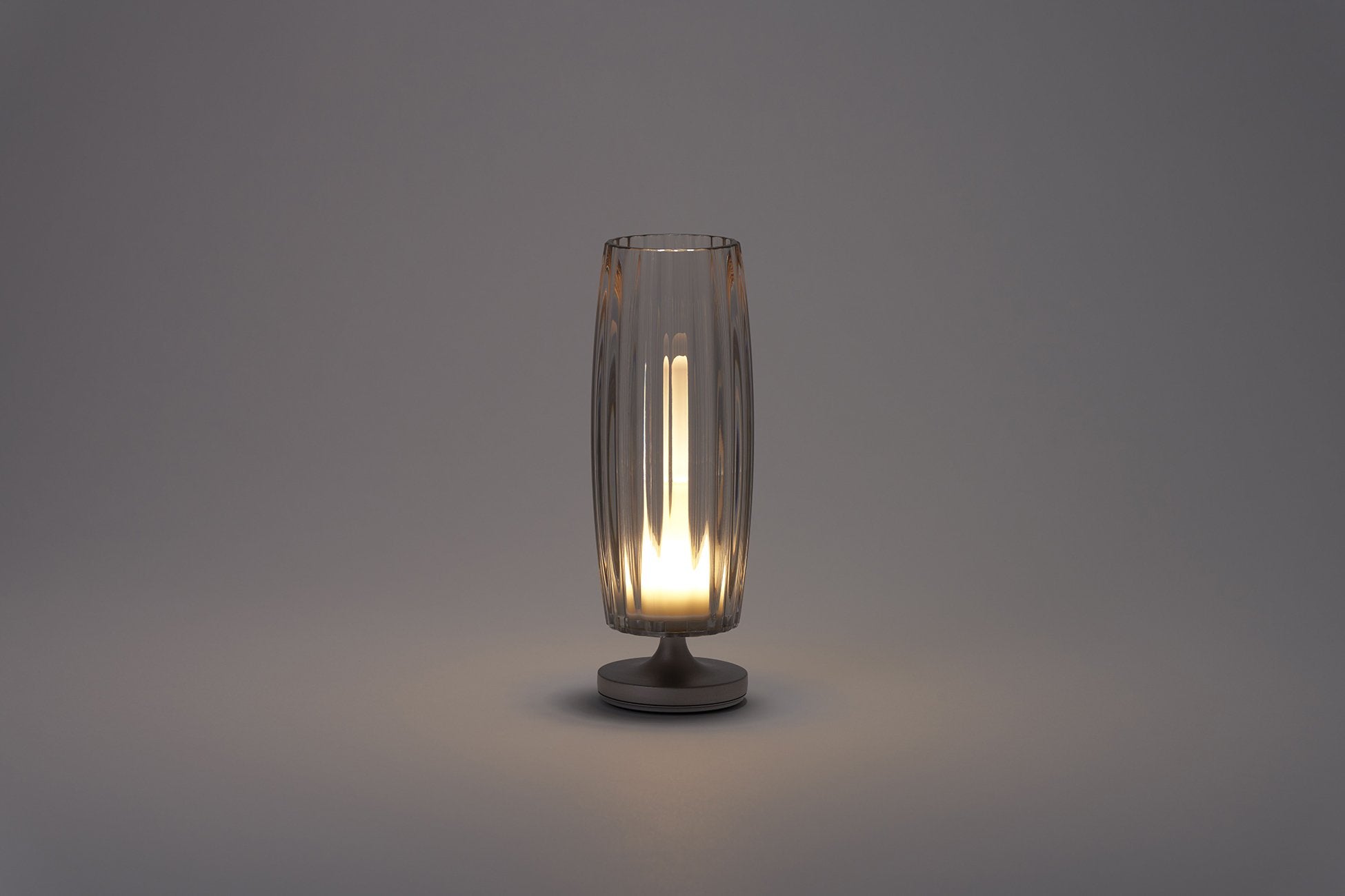 Stylistic-Stylistic Hari Waves Lamba L Gümüş Beyaz-Masa Lambası-4-Milagron.com