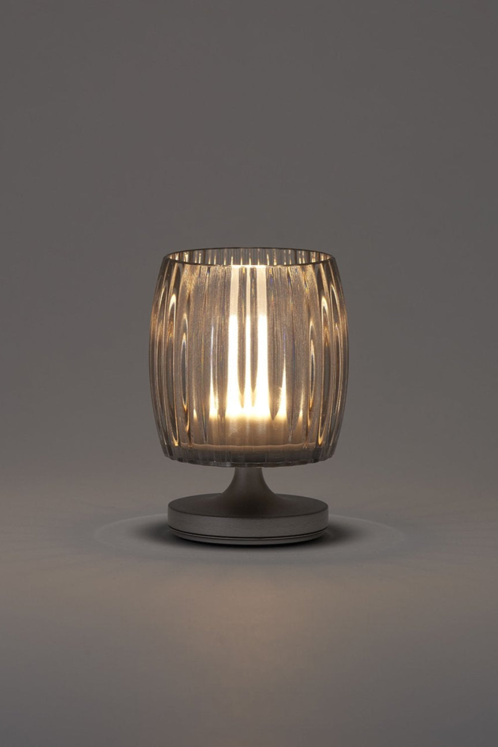 Stylistic-Stylistic Hari Waves Lamba M Gümüş Beyaz-Masa Lambası-1-Milagron.com