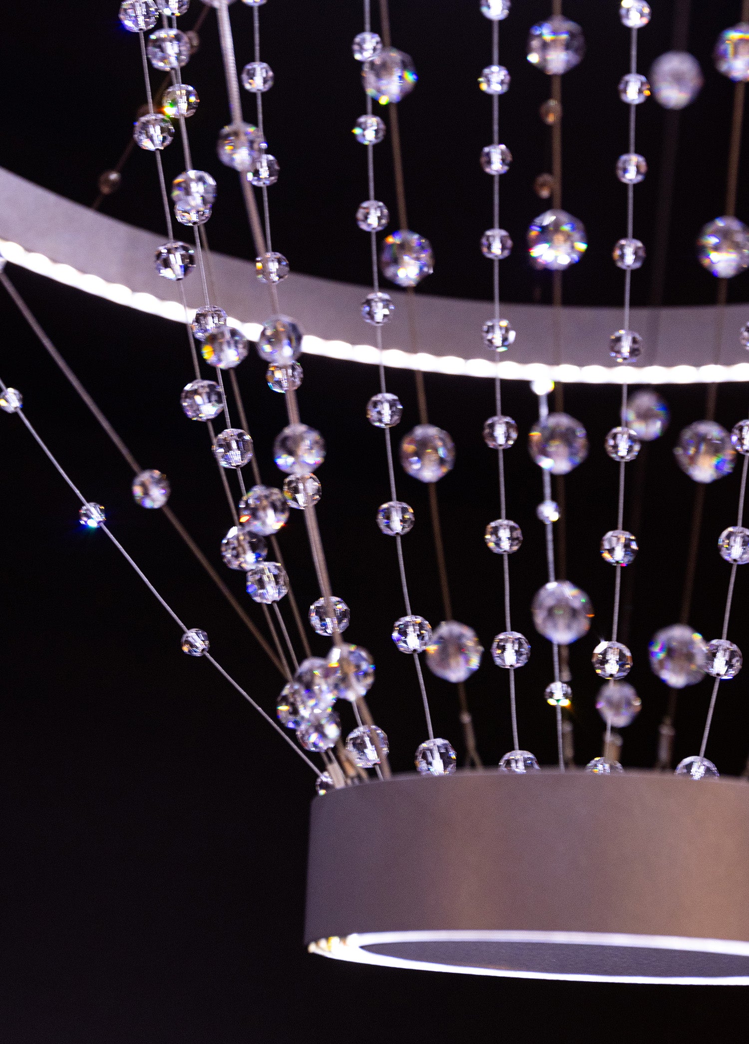 Strandelier European 3L Sarkit Gri̇ Ø67X48 Cm Led 260X0.1W