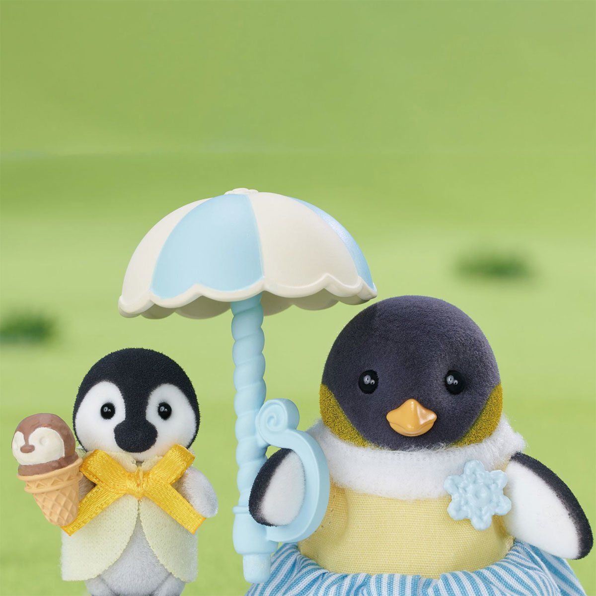 Sylvanian Families-Penguen Ailesi +4 Yaş-Biriktirilebilir Oyuncaklar ve Setleri-4-Milagron.com