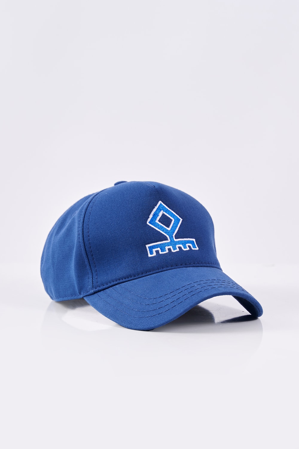 Tapis-Symbols Of Anatolia Cap Evil Eye-Şapka-1-Milagron.com