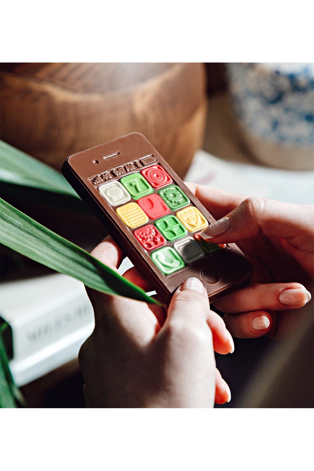 Tatlistan-Mapple Myphone® 64 Gr | New Year Edition - Yılbaşı Çikolatası-Çikolata-2-Milagron.com