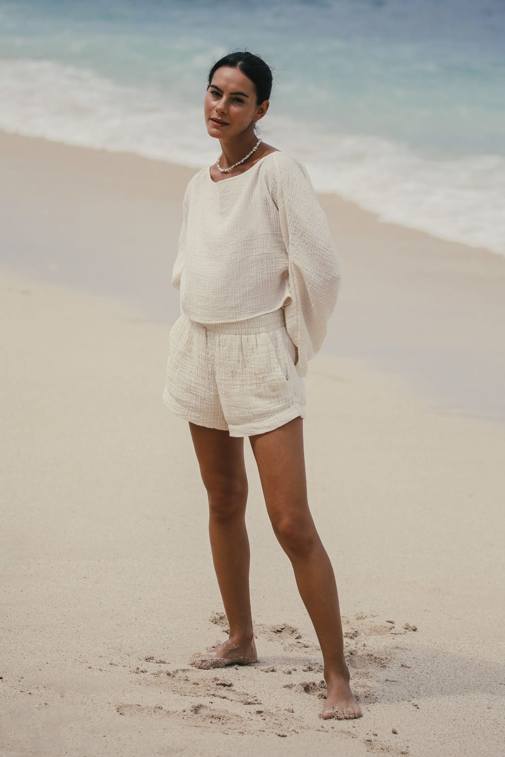 The Handloom-Echo Boy Short Natural With Gold Stripes-Şort-1-Milagron.com